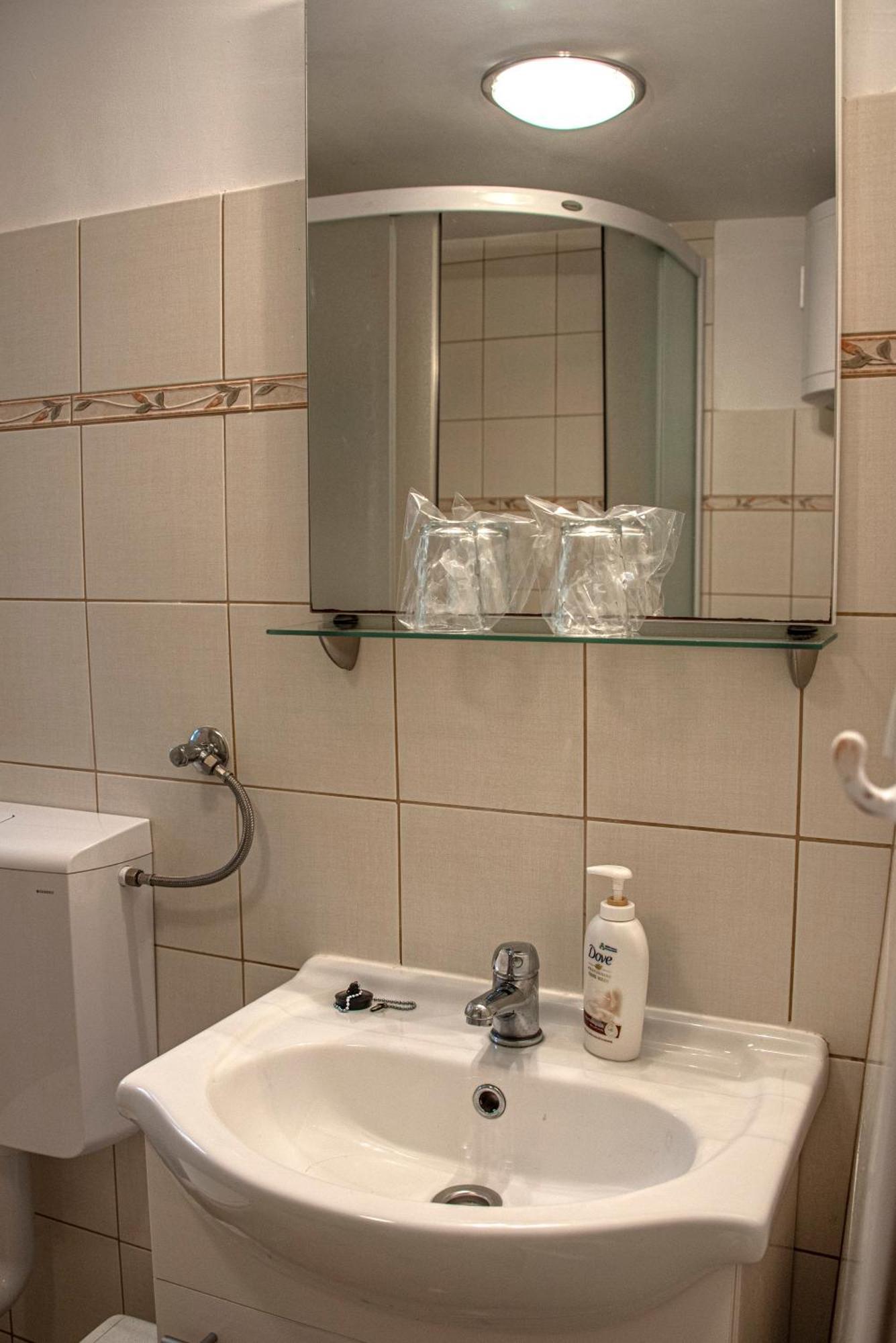 Apartman Nives Lubenice Exteriér fotografie